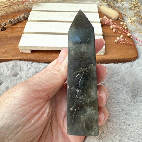 Beautiful Labradorite Tower Obelisk - Picture 7 of 7